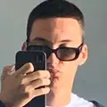 Я Руслан, 19, из Саратова, ищу знакомства на одну ночь