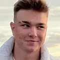 Я Роман, 18, знакомлюсь для без обязательств в Калининграде