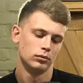 Я Максим, 23, знакомлюсь для регулярного секса в Холмской