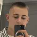 Я Сашка, 18, из Москвы, ищу знакомства на одну ночь