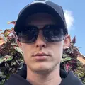 Я Стас, 20, из Ижевска, ищу знакомство для постоянных отношений