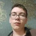 Я Кирилл, 18, из Златоуста, ищу знакомство для на одну ночь