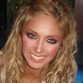 Я Злата, 21, знакомлюсь для виртуального секса в Шумихе