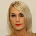 Я Олеся, 27, знакомлюсь для общения в Гурьевске