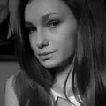Я Ева, 20, из Кирова, ищу знакомство для постоянных отношений