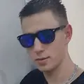 Я Vlad, 18, знакомлюсь для без обязательств в Великом Новгороде