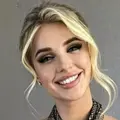 Я Виктория, 28, знакомлюсь для общения в Лобне