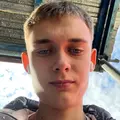 Егор из Омска, мне 19, познакомлюсь для постоянных отношений