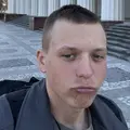 Я Ваня, 19, из Санкт-Петербурга, ищу знакомство для постоянных отношений