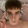 Я Леша, 21, из Симферополя, ищу знакомства без обязательств