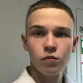 Anatolii из Санкт-Петербурга, мне 18, познакомлюсь для на одну ночь