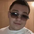 Я Денис, 24, из Саратова, ищу знакомства без обязательств