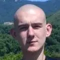 Я Давид, 18, из Лермонтова, ищу знакомство для постоянных отношений