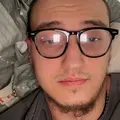Адам из Суджи, мне 22, познакомлюсь без обязательств