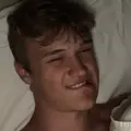 Дмитрий из Тегерана, мне 22, познакомлюсь для приятного времяпровождения