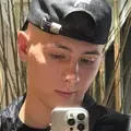 Я Simon, 22, знакомлюсь для общения в Алтае