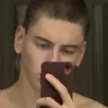 Максим из Сургута, мне 18, познакомлюсь на одну ночь