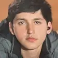 Я Alyow, 18, знакомлюсь для открытые отношения в Санкт-Петербурге