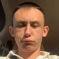 Я Ваня, 21, из Динской, ищу знакомства без обязательств