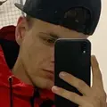 Максим из Макеевки, мне 21, познакомлюсь для постоянных отношений