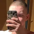 Я Даниил, 19, из Бугров, ищу знакомства на одну ночь