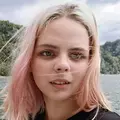 Я Карина, 18, знакомлюсь без обязательств в Ижевске