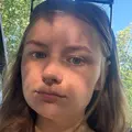 Я Виктория, 18, из Шахт, ищу знакомство для открытые отношения