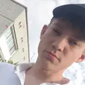 Я Матвей, 21, знакомлюсь для на одну ночь в Омске