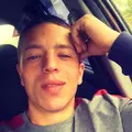 Я Denis, 28, знакомлюсь для без обязательств в Москве