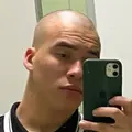 Я Максик, 22, знакомлюсь для общения в Москве