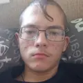 Я Денис, 18, знакомлюсь без обязательств в Костроме