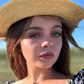 Анастасия из Саратова, мне 19, познакомлюсь для открытые отношения