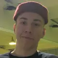 Александр из Омска, мне 21, познакомлюсь на одну ночь
