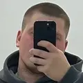 Я Артём, 22, из Екатеринбурга, ищу знакомство для на одну ночь