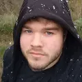 Я Коля, 20, из Елабуги, ищу знакомство для постоянных отношений
