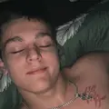 Я Александр, 19, из Москвы, ищу знакомство для секса на одну ночь