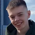 Я Артем, 21, знакомлюсь для открытые отношения в Москве