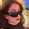Аня из Ступина, мне 18, познакомлюсь для на одну ночь