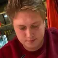 Алексей из Черногорска, мне 21, познакомлюсь для на одну ночь