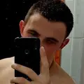 Данил из Шушенского, мне 21, познакомлюсь для секса на одну ночь