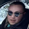 Эдуард из Вятских Полян, мне 23, познакомлюсь для приятного времяпровождения