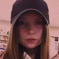Алиса из Железноводска, ищу на сайте виртуальный секс