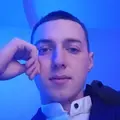 Я Денис, 23, из Москвы, ищу знакомства на одну ночь