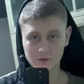 Я Дэнис, 19, знакомлюсь для на одну ночь в Праге