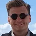 Я Михаил, 29, из Москвы, ищу знакомства без обязательств