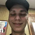 Я Олег, 22, из Арзамаса, ищу знакомства без обязательств