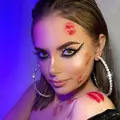 Я Ева, 21, из Оренбурга, ищу знакомство для совместных путешествий
