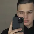 Я Илья, 18, из Омска, ищу знакомство для без обязательств