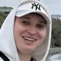 Я Артур, 23, знакомлюсь для открытые отношения в Анапе