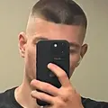 Я Илья, 18, из Ростова-на-Дону, ищу знакомства без обязательств